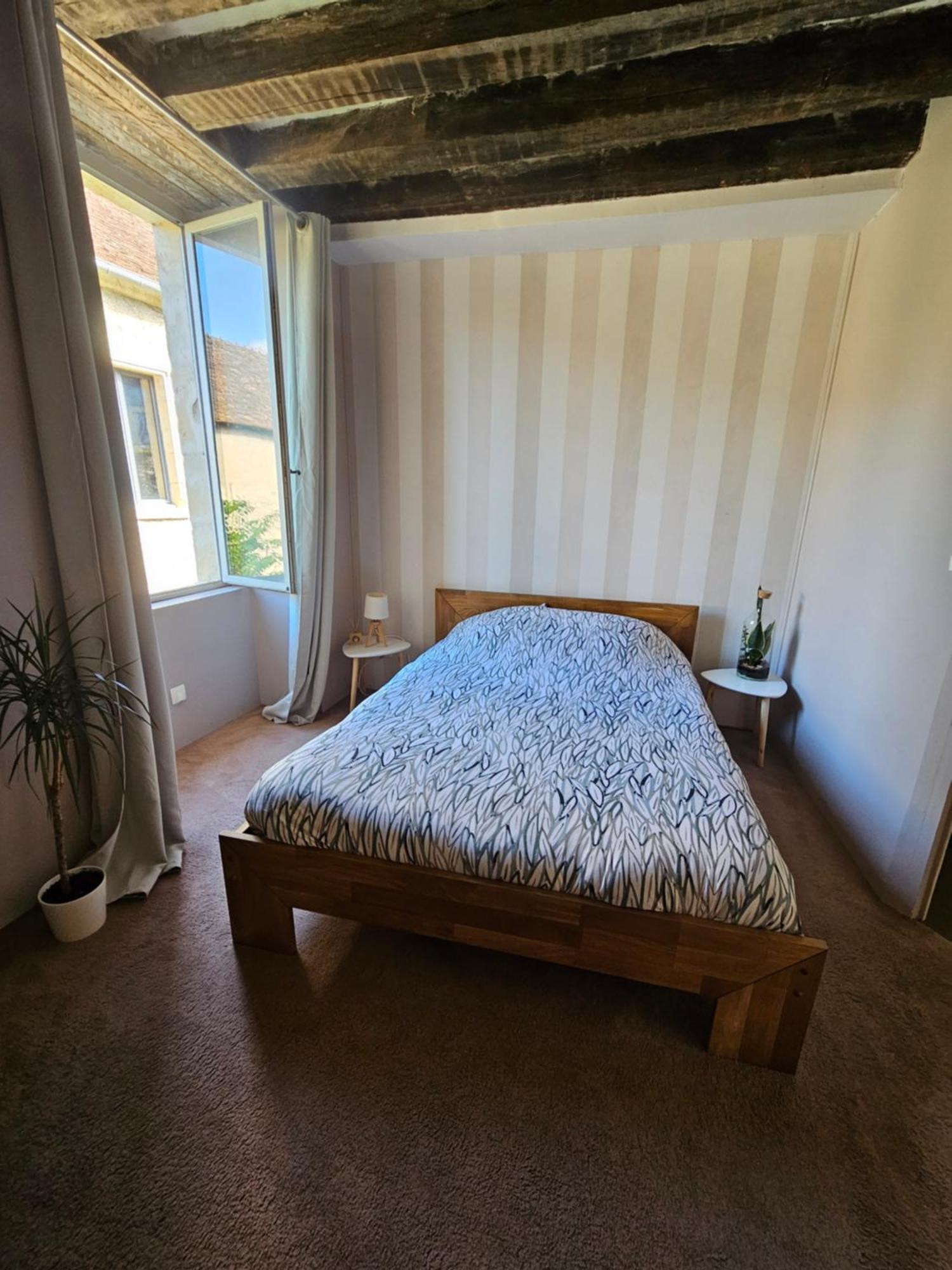 Отель Chambre Avec Salle De Bain Donzy Экстерьер фото